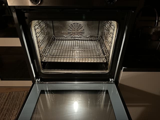 Cleaning - oven